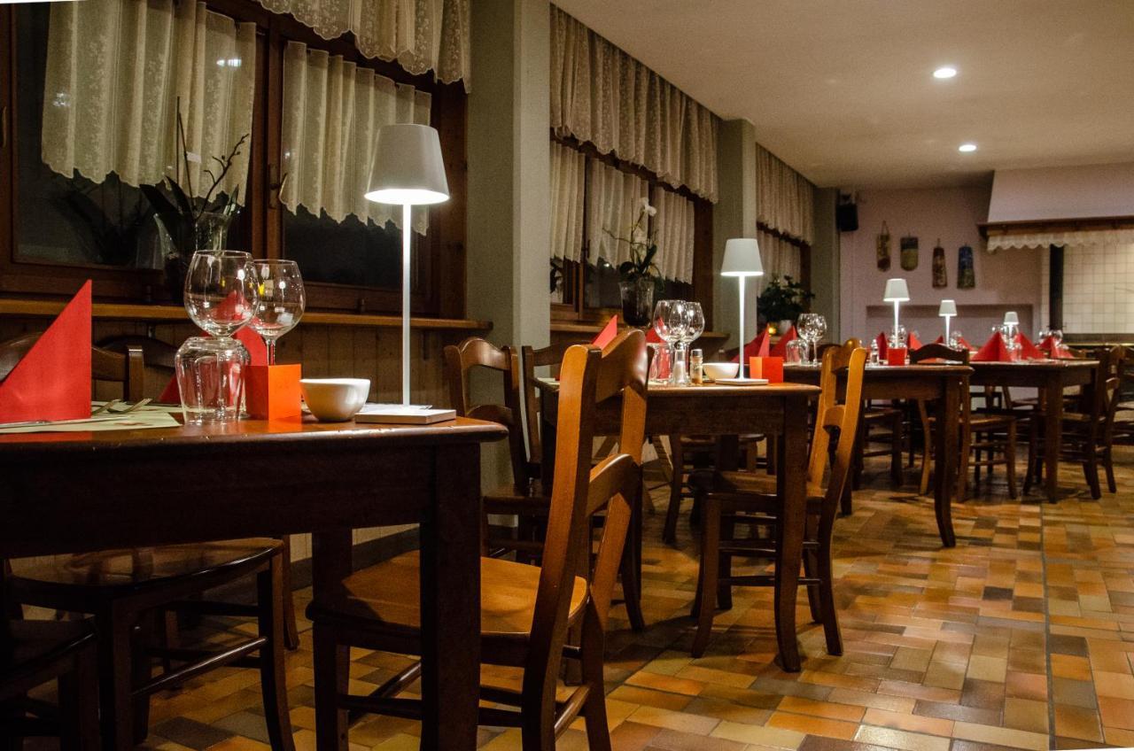 טולמצו Al Fogolar Rooms & Osteria With Saunaland מראה חיצוני תמונה